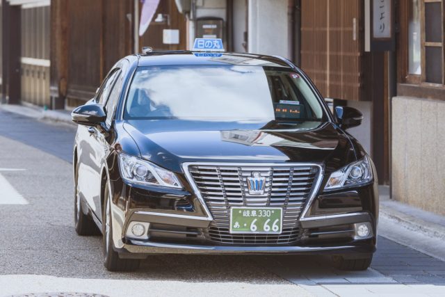 観光タクシー